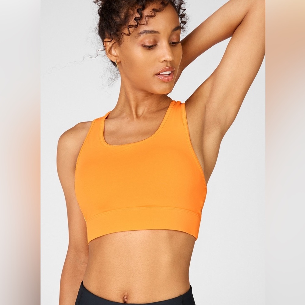 Fabletics On-The-Go medium impact bra